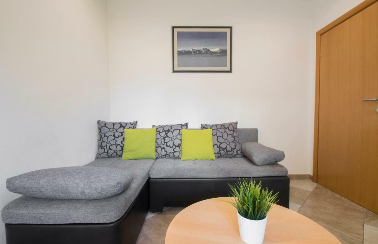 Apartments Jessica Crikvenica Extérieur photo